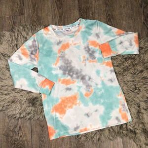 Spicy tuna coastal outfitter top Youth XL